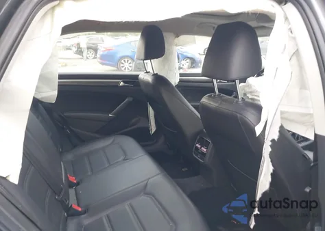 2018 Volkswagen Passat 2.0T Se из США, поврежденный, VIN 1VWBA7A35JC011922